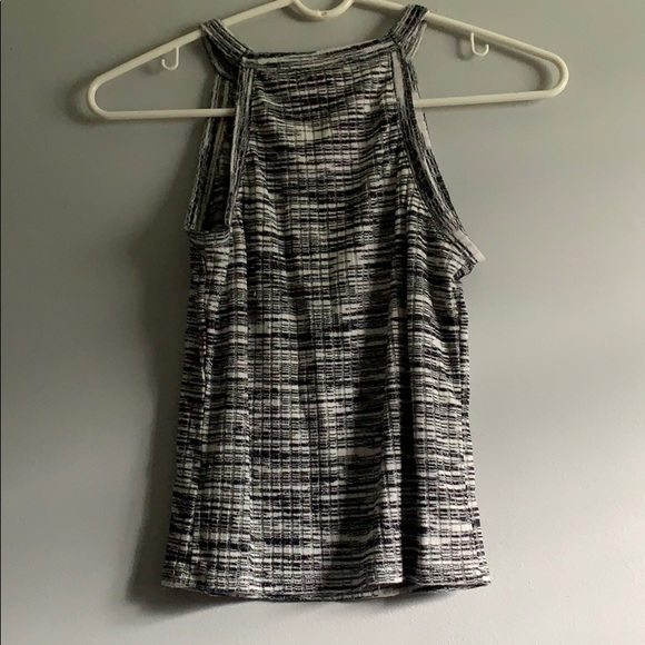 Halter tank top - Picture 2 of 2